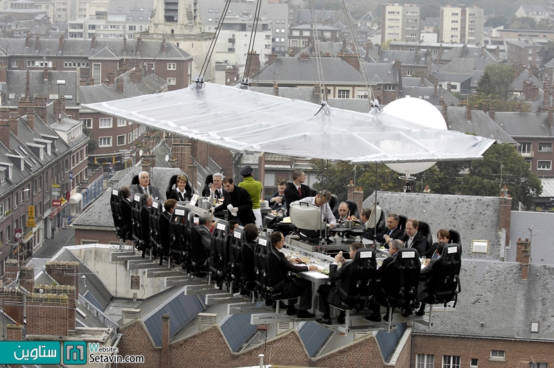 صرف شام در آسمان،Dinner in the Sky بروکسل