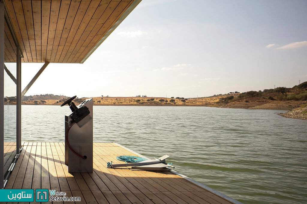 خانه شناور , اثر تیم طراحی Friday SA , پرتغال , Floating House , خانه , مسکن , طراحی خانه شناور , طراحی , معماری , دریا , معماری و آب , ستاوین , مسکن سیار , پروژه های معماری