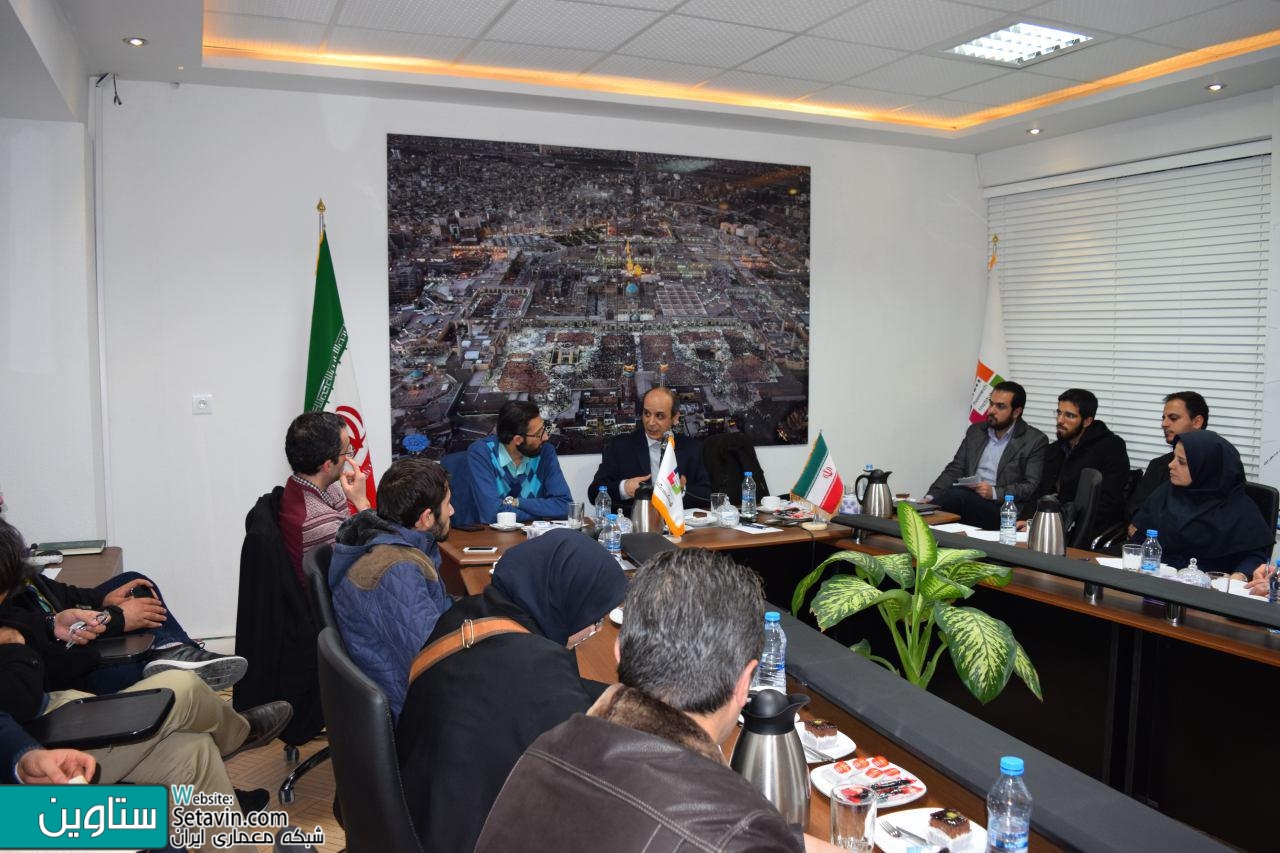 نشست اول , گفتمان شهر , اقتصاد سیاسی جدید مبتنی بر مرز بندی طبقاتی , هادی خانیکی , عباس کاظمی ,  اقتصاد سیاسی جدید زیارت