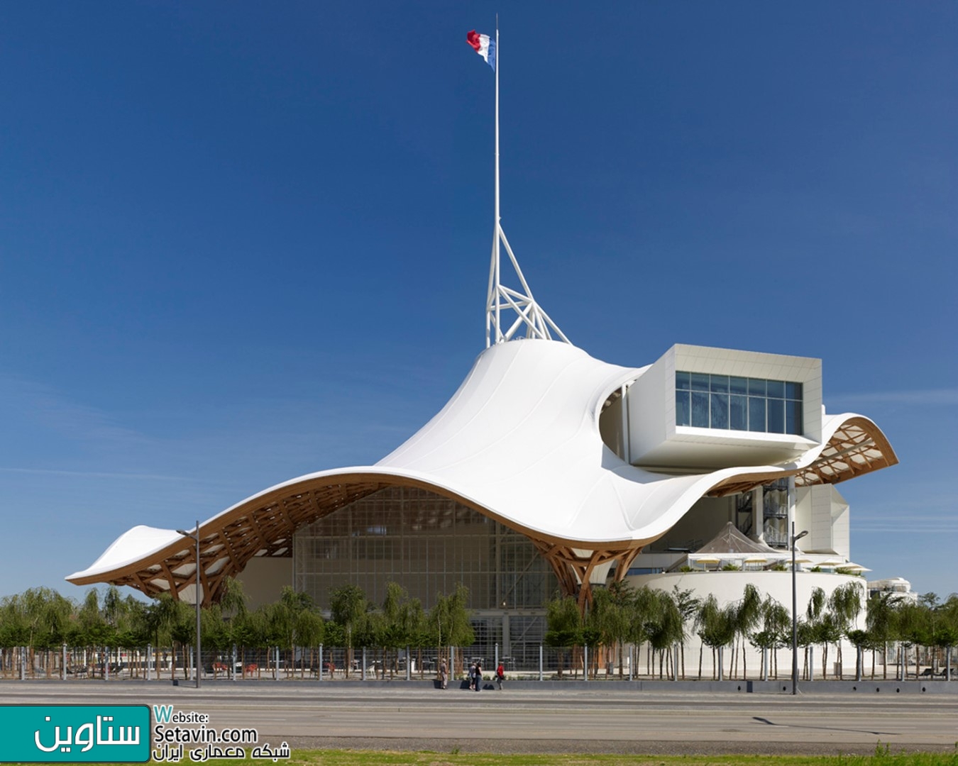 مرکز فرهنگی , Pompidou-Metz , تیم معماری , Shigeru Ban , فرانسه , مرکز پمپيدو-متز , Shigeru Ban , معمار ژاپني , سقف مواج , پارچه تفلون , مجموعه فرهنگی