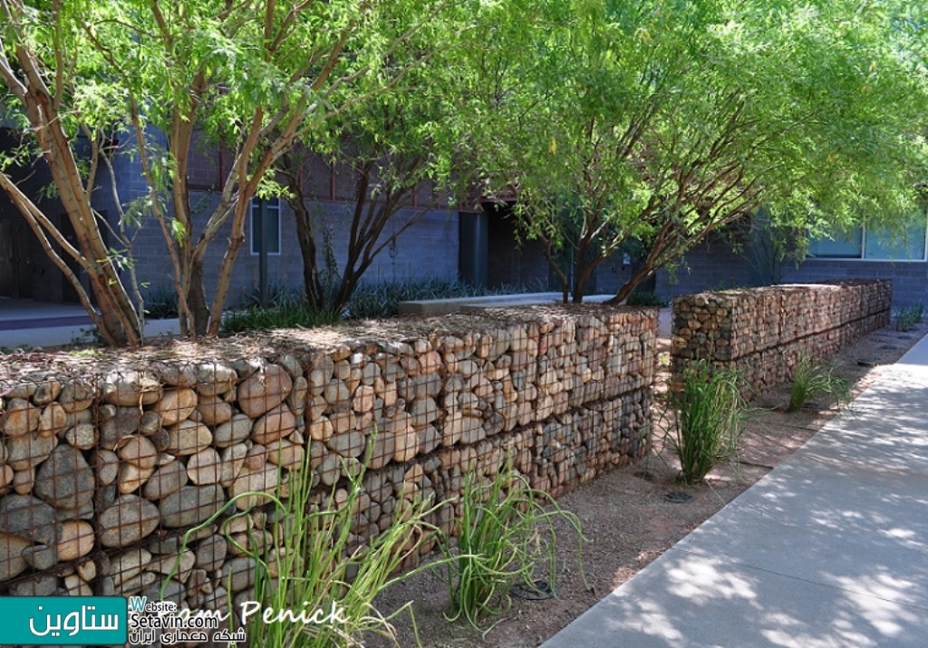 گابیون , کاربرد گابیون , عملکرد گابیون , Gabion , Gabions , A gabion , دیوار گابیون , concrete scraps , wire cage , دیوار تور سنگ , تور سنگی , دیوار تور و سنگ