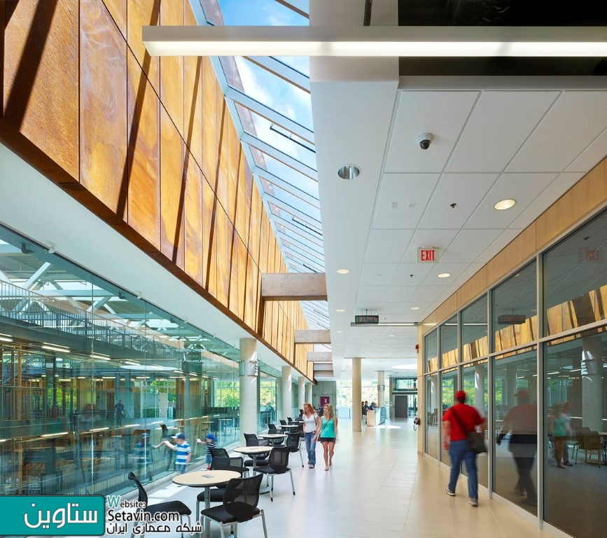 مرکز آموزشی , فناوری و تجارت Kawartha , تیم طراحی معماری , Perkins , Will , کانادا , Sir Sandford Fleming College ,  Kawartha Trades , Technology Centre , آموزش , تجارت , فناوری