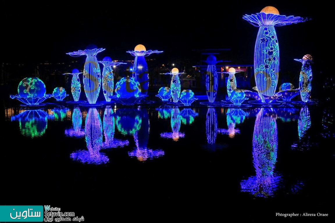 dubai garden glow ,پارک نور ,پارک دایناسورها ,دبی ,پارک تفریحی ,نورآرایی ,نورپردازی ,پارک زعبیل