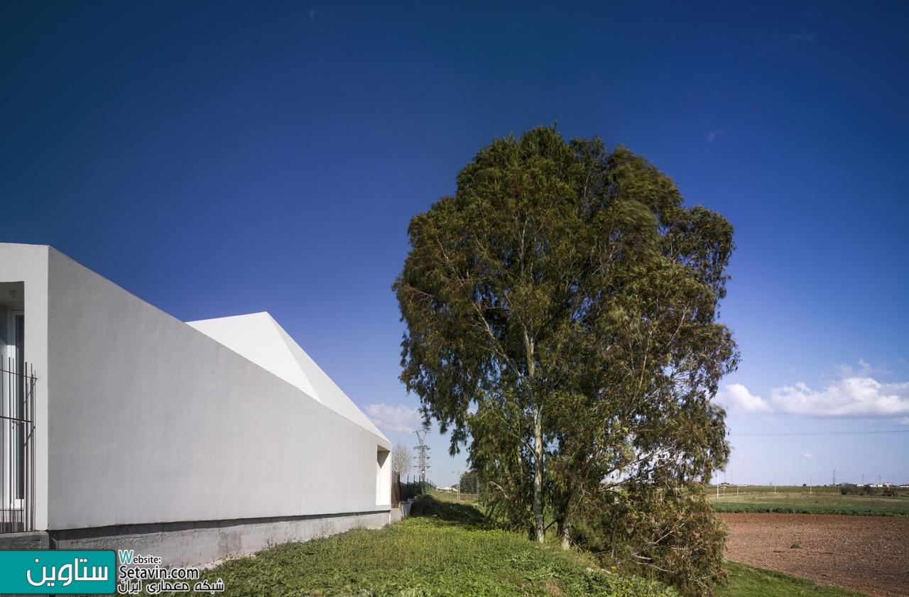 مرکز CID با سقف چند وجهی ، NGNP arquitectos ، اسپانیا , مرکز CID , سقف چند وجهی , CID Center , NGNP , arquitectos , Calamonte