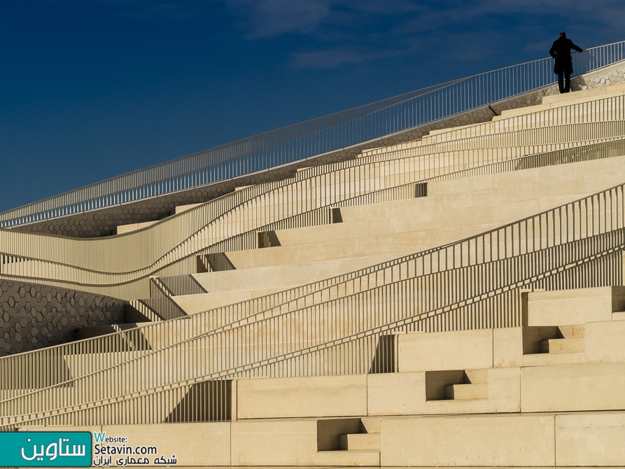 Fernando Guerra , طراحی بندر کشتی تفریحی , Leixões Cruise Terminal , پرتغال , ترمینال Leixões Cruise , ترمینال , Leixões Cruise , منحنی , Curves , Fernando Guerra , طراحی بندرگاه , بندر , بندرگاه , کشتی تفریحی ,  اسکله جنوبی , Matosinhos ,  اسکله کشتی ، امکانات , تفرجگاه ساحلی ، پارک علم و فناوری ، اتاق رویداد , رستوران , 2017 Building of the Year Awards , بندر , Portugal