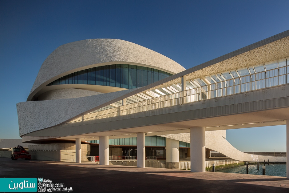 Fernando Guerra , طراحی بندر کشتی تفریحی , Leixões Cruise Terminal , پرتغال , ترمینال Leixões Cruise , ترمینال , Leixões Cruise , منحنی , Curves , Fernando Guerra , طراحی بندرگاه , بندر , بندرگاه , کشتی تفریحی ,  اسکله جنوبی , Matosinhos ,  اسکله کشتی ، امکانات , تفرجگاه ساحلی ، پارک علم و فناوری ، اتاق رویداد , رستوران , 2017 Building of the Year Awards , بندر , Portugal