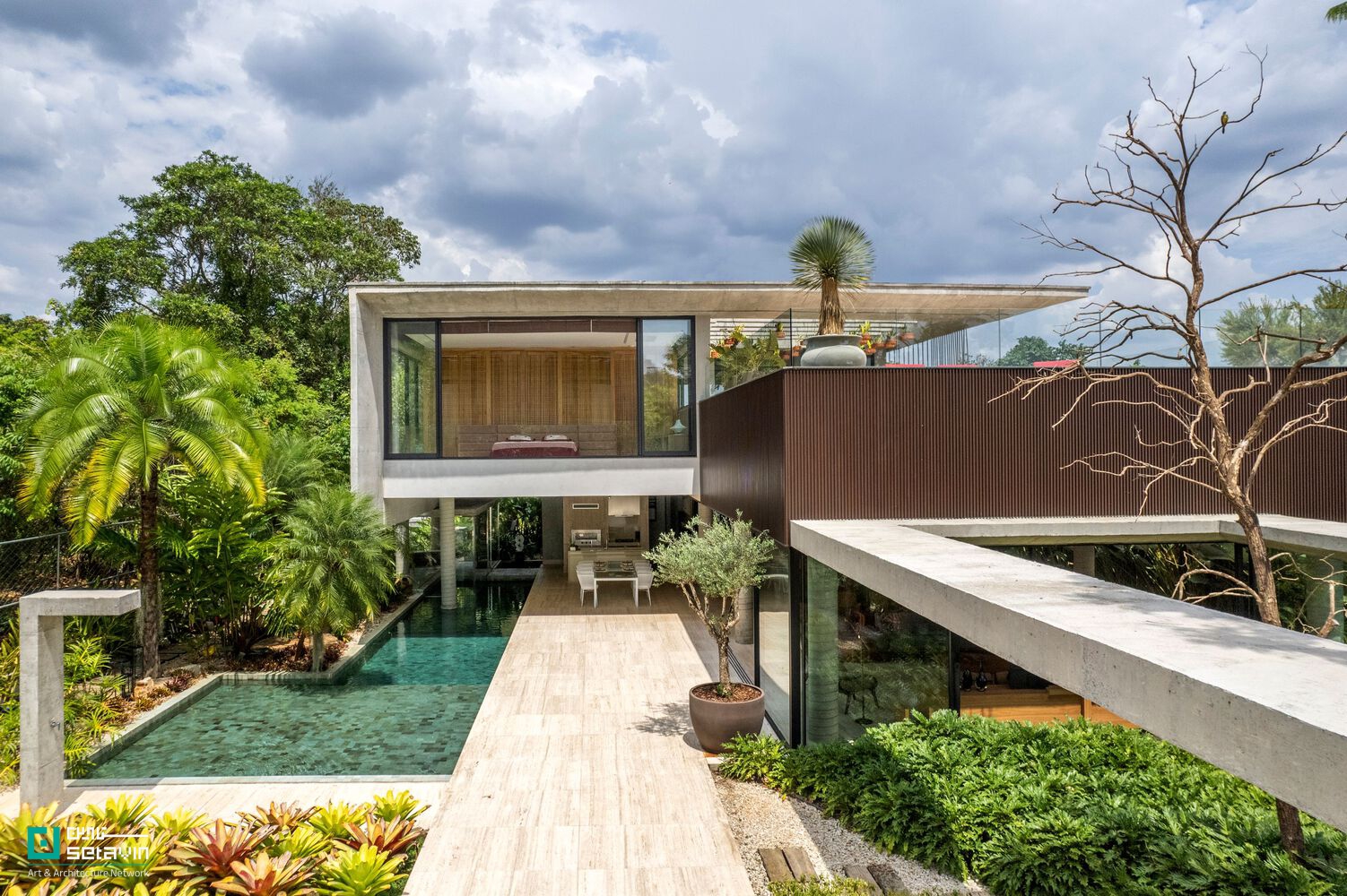 خانه Pirenopolis ، ویلا , Leo Romano ، برزیل , Residential Architecture , معماری مسکونی , Built Projects , پروژه های ساخته شده , Houses , خانه های لوکس , طراحی مدرن , Brazil , طراحی مسکونی , پروژه های منتخب , Projects , پروژه های معماری , طراحی معماری , ستاوین , هنر و معماری , شبکه هنر , شبکه معماری ,