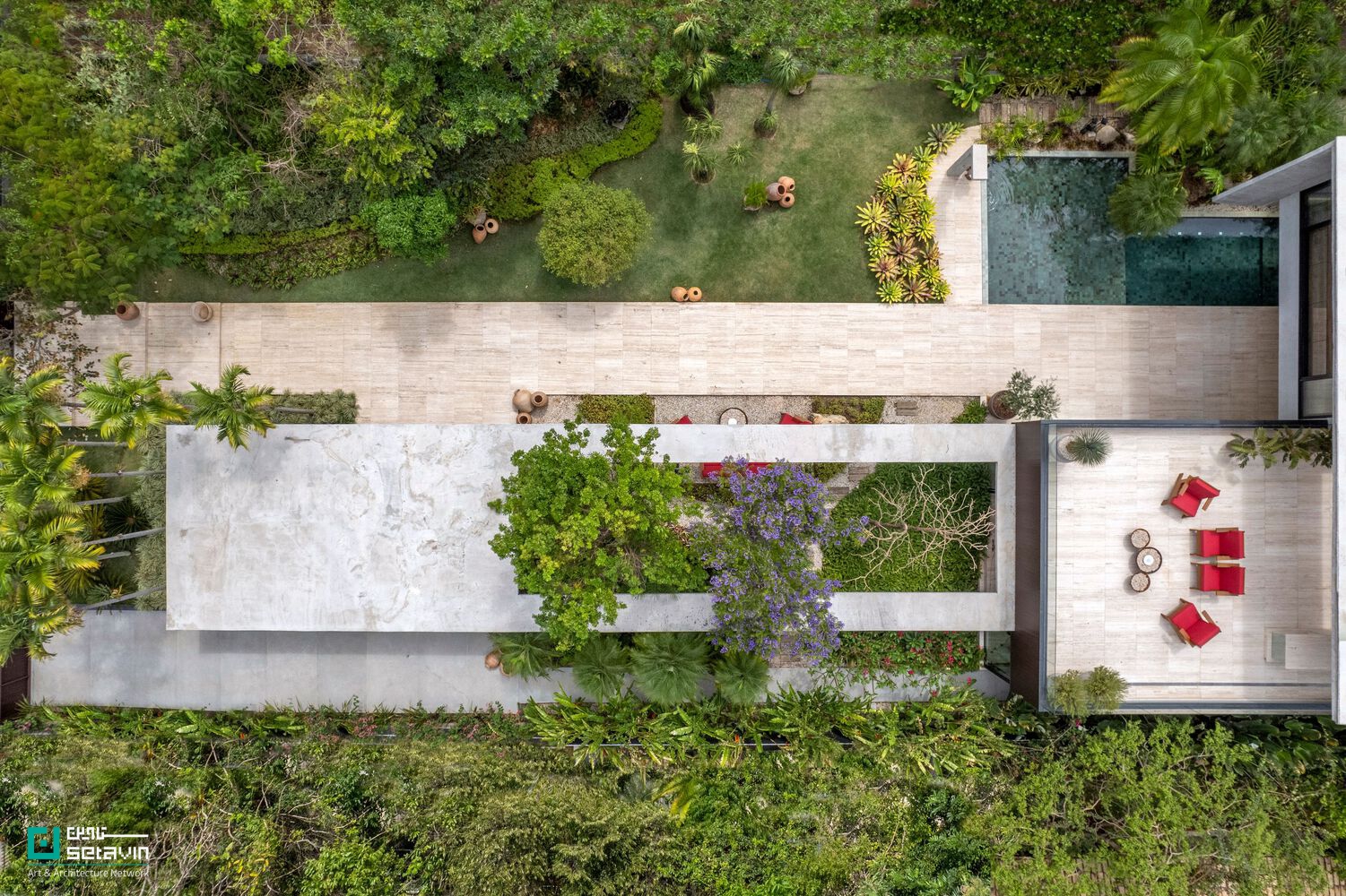 خانه Pirenopolis ، ویلا , Leo Romano ، برزیل , Residential Architecture , معماری مسکونی , Built Projects , پروژه های ساخته شده , Houses , خانه های لوکس , طراحی مدرن , Brazil , طراحی مسکونی , پروژه های منتخب , Projects , پروژه های معماری , طراحی معماری , ستاوین , هنر و معماری , شبکه هنر , شبکه معماری ,