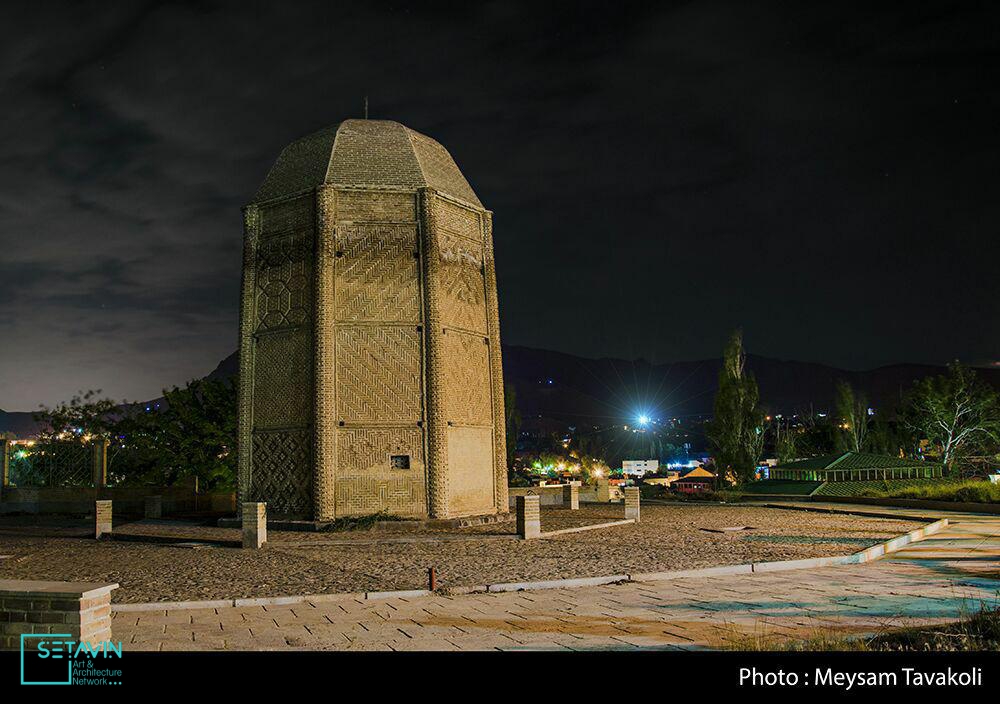 برج , Tomb and Tower of Sheikh Shebeli , برج شیخ شبلی , Tomb of Sheikh Shebeli , شیخ شبلی , Tower of Sheikh Shebeli , برج شبلی , Sheikh Shebeli , دماوند , Old Persia , سایت تاریخی برج شبلی  , شهرستان دماوند ,  هنر در ایران ,  آثار ملی ایران ,