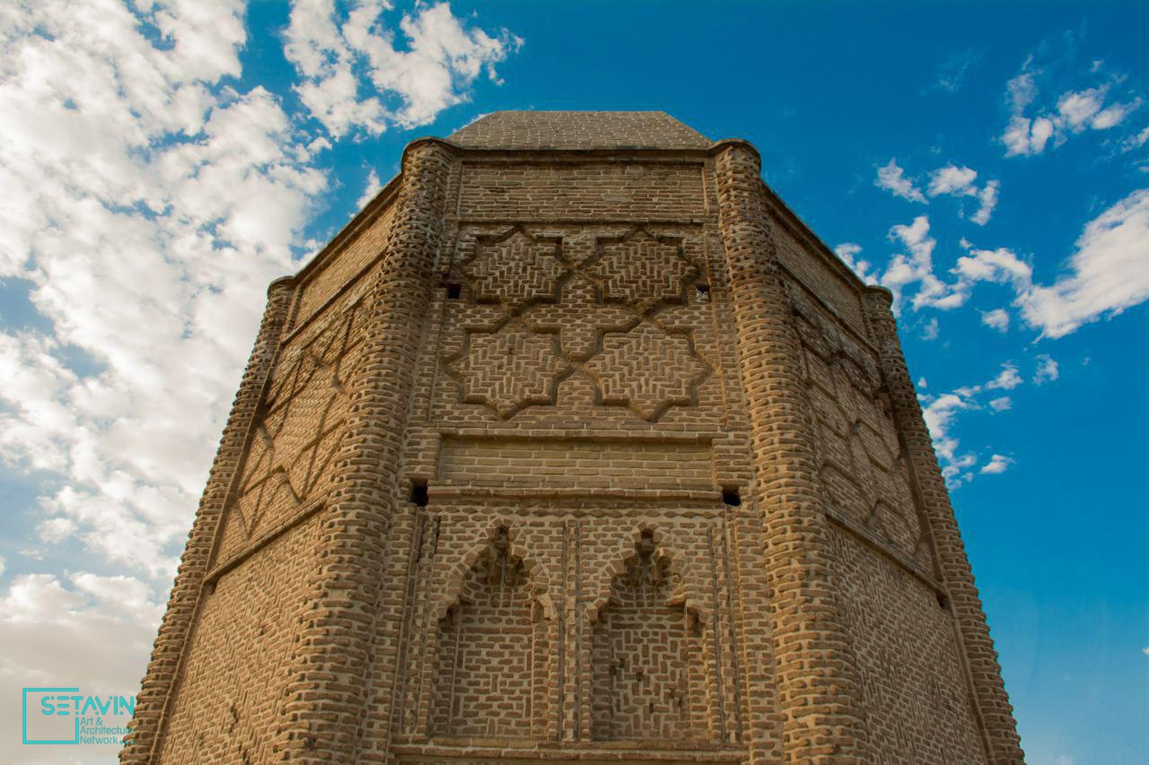 برج , Tomb and Tower of Sheikh Shebeli , برج شیخ شبلی , Tomb of Sheikh Shebeli , شیخ شبلی , Tower of Sheikh Shebeli , برج شبلی , Sheikh Shebeli , دماوند , Old Persia , سایت تاریخی برج شبلی  , شهرستان دماوند ,  هنر در ایران ,  آثار ملی ایران ,