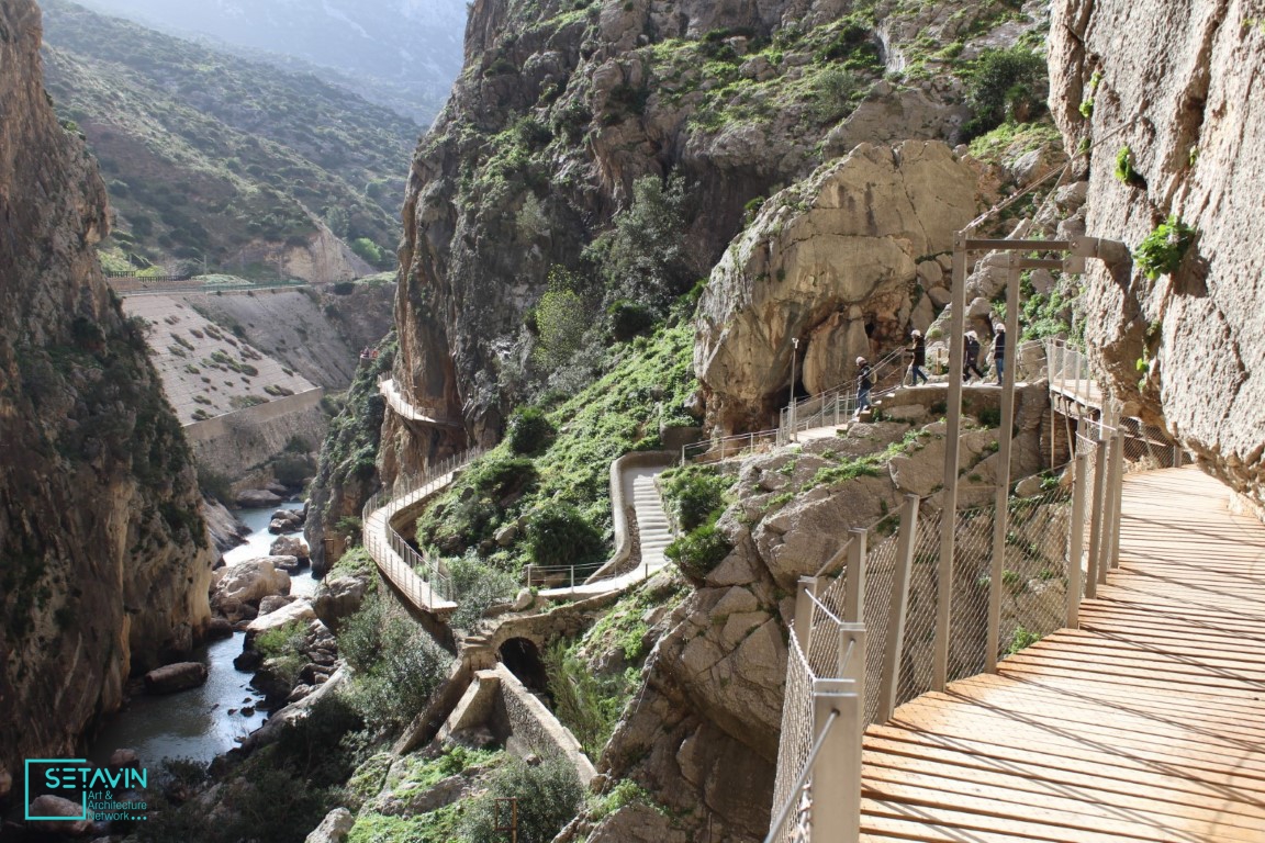 گذرگاه Caminito del Rey , خطرناک ترین گذرگاه دنیا در اسپانیا , گذرگاه , Caminito del Rey , خطرناک ترین گذرگاه دنیا , اسپانیا , خطرناک ترین گذرگاه , گذرگاه کوچک شاه , زبان اسپانیایی ، ال کامینیتو دل ری ,رودخانه گادالهورس , ستاوین , جهان نما , شبکه هنر و معماری , کوهستان