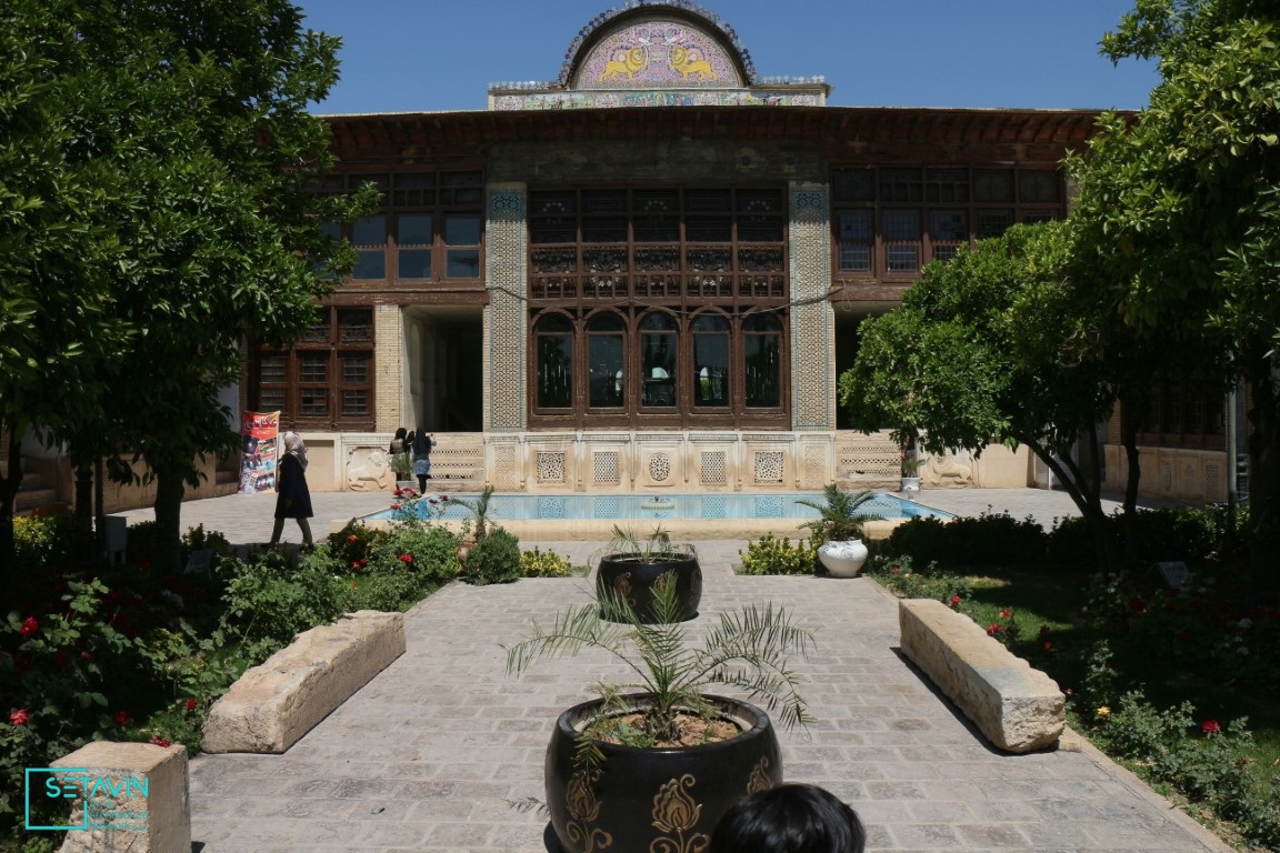 موزه مادام توسوی شیراز ,  موزه مادام توسوی , شیراز , فارس ,  موزه توسوی ,  موزه مادام , جهان نما , ستاوین , خانه زینت‌الملک , زینت‌الملوک , دوره قاجار , علی محمد خان قوام الملک , موزه مشاهیر فارس , موزه مشاهیر , مجسمه‌های مشاهیر فارس , مجسمه‌های مشاهیر ,