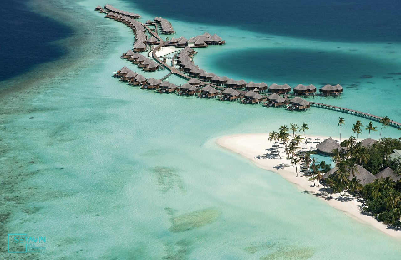 هتل , constance halaveli resort , هتل لوکس , Hotel Information , مالدیو , هتل Constance Halaveli Resort , جزایر مالدیو , Constance Halaveli Resort , طراحی هتل , Maldives , جمهوری مالدیو , اقیانوس هند , ماله , قوم مالدیوی , هندوآریایی , سری‌لانکا , قوم آریایی سینهالی, هند , آریایی , دراویدی , طراحی هتل , استراحتگاه