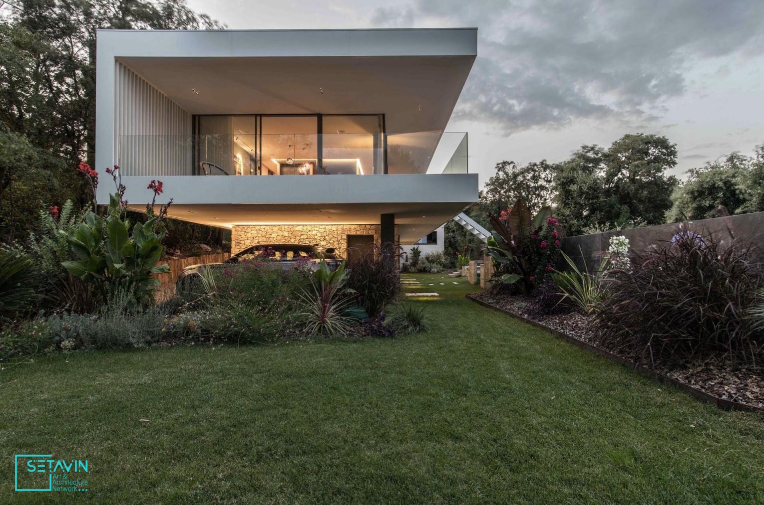 خانه , تیم طراحی , Brengues Le Pavec architects , فرانسه , House , France , ویلا , House , مسکونی , Sur Lez , طراحی ویلا , ویلا , معماری , معماری ویلا , شبکه هنر