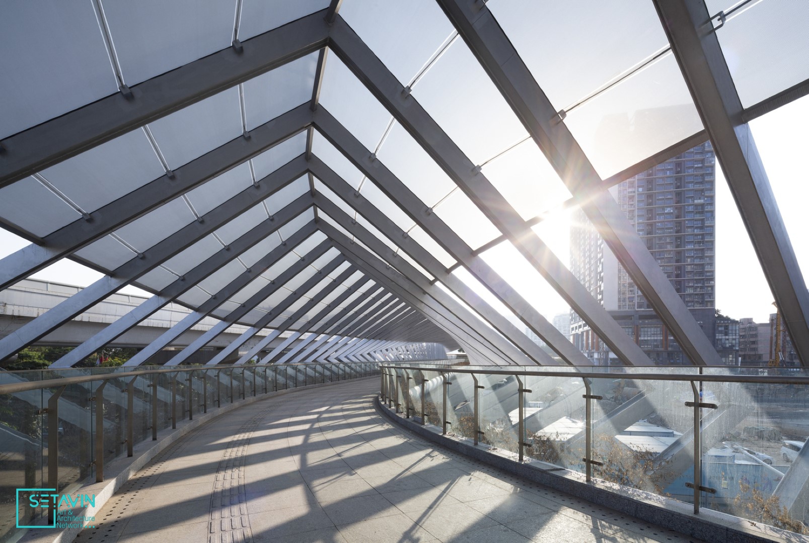 چین ، شنزن , Shenzhen , طراحی روگذر منطقه Longgang ، استودیو طراحی ، Longgang ، PUBLIC SPACE ، طراحی شهری ، PEDESTRIAN BRIDGE، فضای باز شهری، SHENZHEN , CHINA , فضای عمومی ,  پل هوایی