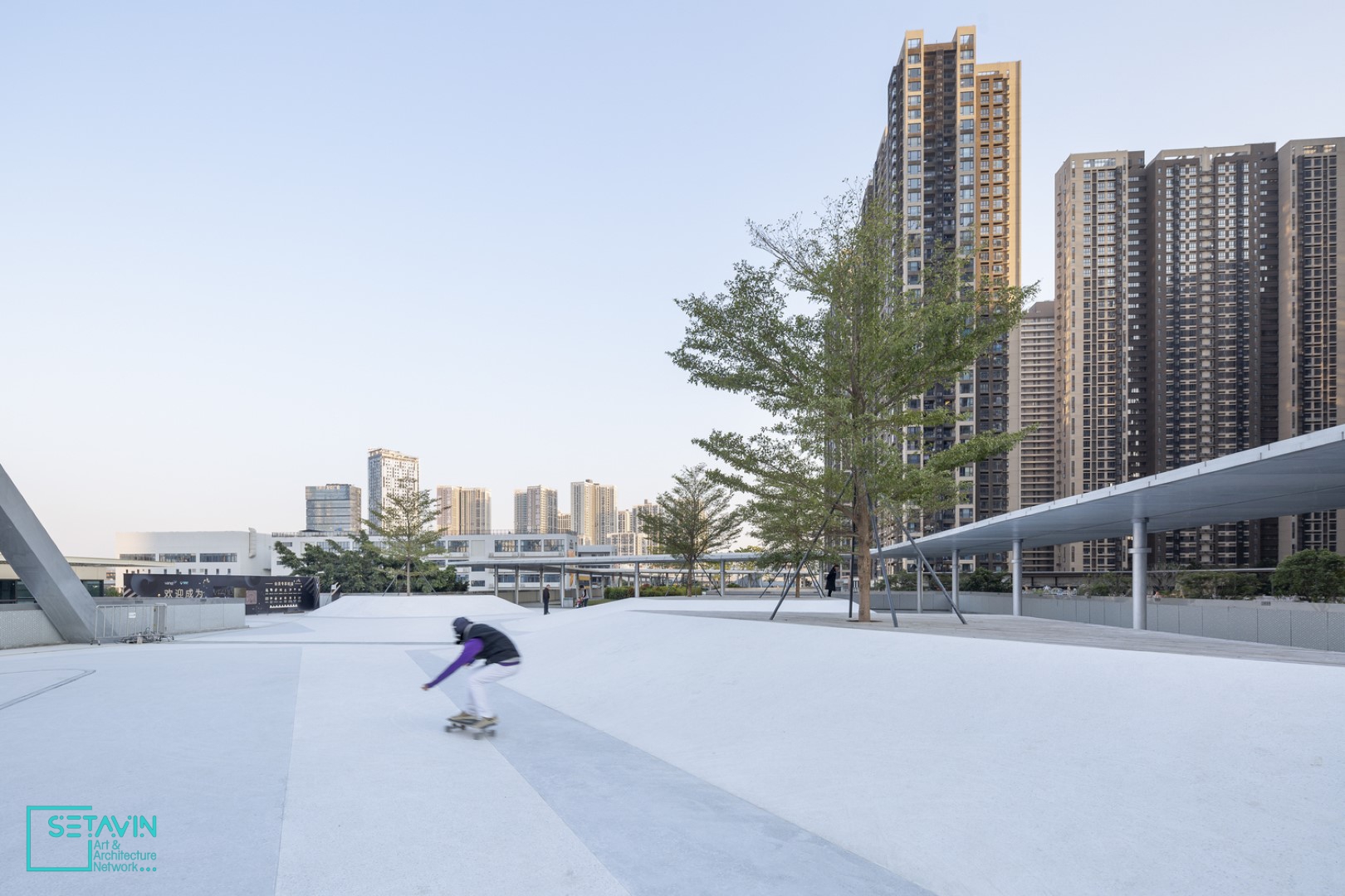 چین ، شنزن , Shenzhen , طراحی روگذر منطقه Longgang ، استودیو طراحی ، Longgang ، PUBLIC SPACE ، طراحی شهری ، PEDESTRIAN BRIDGE، فضای باز شهری، SHENZHEN , CHINA , فضای عمومی ,  پل هوایی