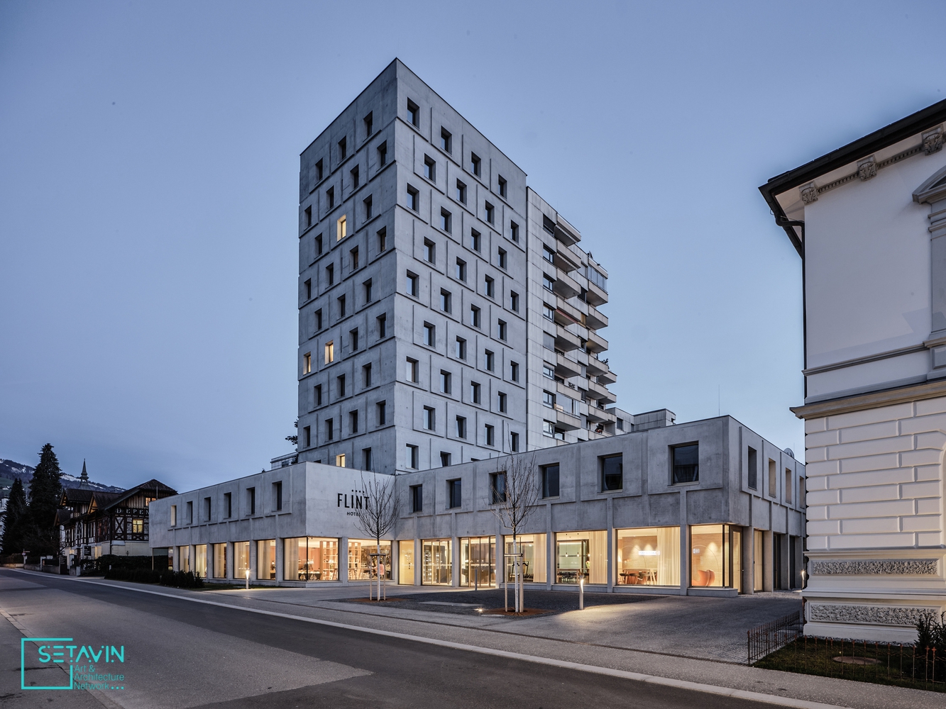 هتل Hotel Flint , برنامه ریزی شهری , urban planning , کانسپت , concept , ساختار موجود , existing structure , اتریش , Austria , معماری اقامتی , Hospitality Architecture , پروژه های ساخته شده , Built Projects , هنر و معماری , شبکه هنر , شبکه معماری , معماری , ستاوین , آرشیو پروژه