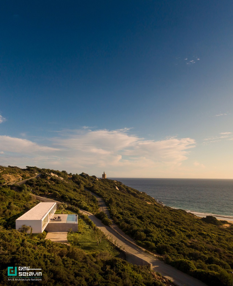 مسکونی , House in the Air ،  ویلا , Fran Silvestre Arquitectos ، اسپانیا , Projects , پروژه های معماری , Residential Architecture , معماری مسکونی , Tarifa , طریفه , Spain , طراحی معماری , معماری اسپانیا , هنر و معماری , ستاوین , طراحی داخلی , طراحی ویلا