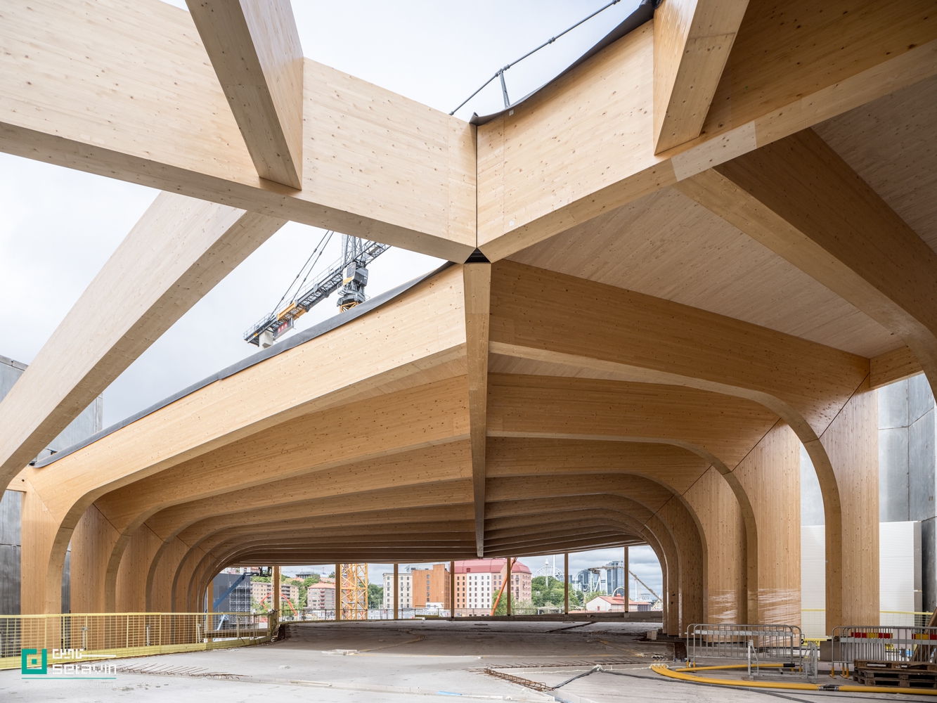 مرکز تجربه ولوو، World of Volvo، معماری چوبی، Henning Larsen، فرهنگی-نمایشی، Allemansrätten، گوتنبرگ، تجربه برند ولوو، سازه glulam، CLT