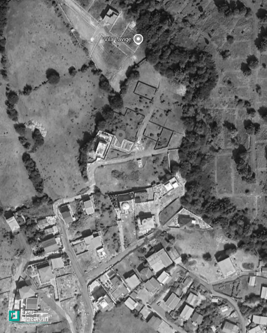 معماری، معماری ایران، معماری معاصر، بافت روستایی، مازندران، لاویج، خانه مسکونی، تعلیق حجم، پیوند با بستر، طراحی زمینه‌گرا، دفتر معماری شباهنگ، سروش روغنیان، الهه موسوی، پروژه مسکونی ۱۴۰۴، Shabahang Architecture Office, Lavij House, Detached Ground, Mazandaran architecture, Iranian contemporary architecture, Context-based design, Suspended mass, Residential architecture Iran, Architectural concept