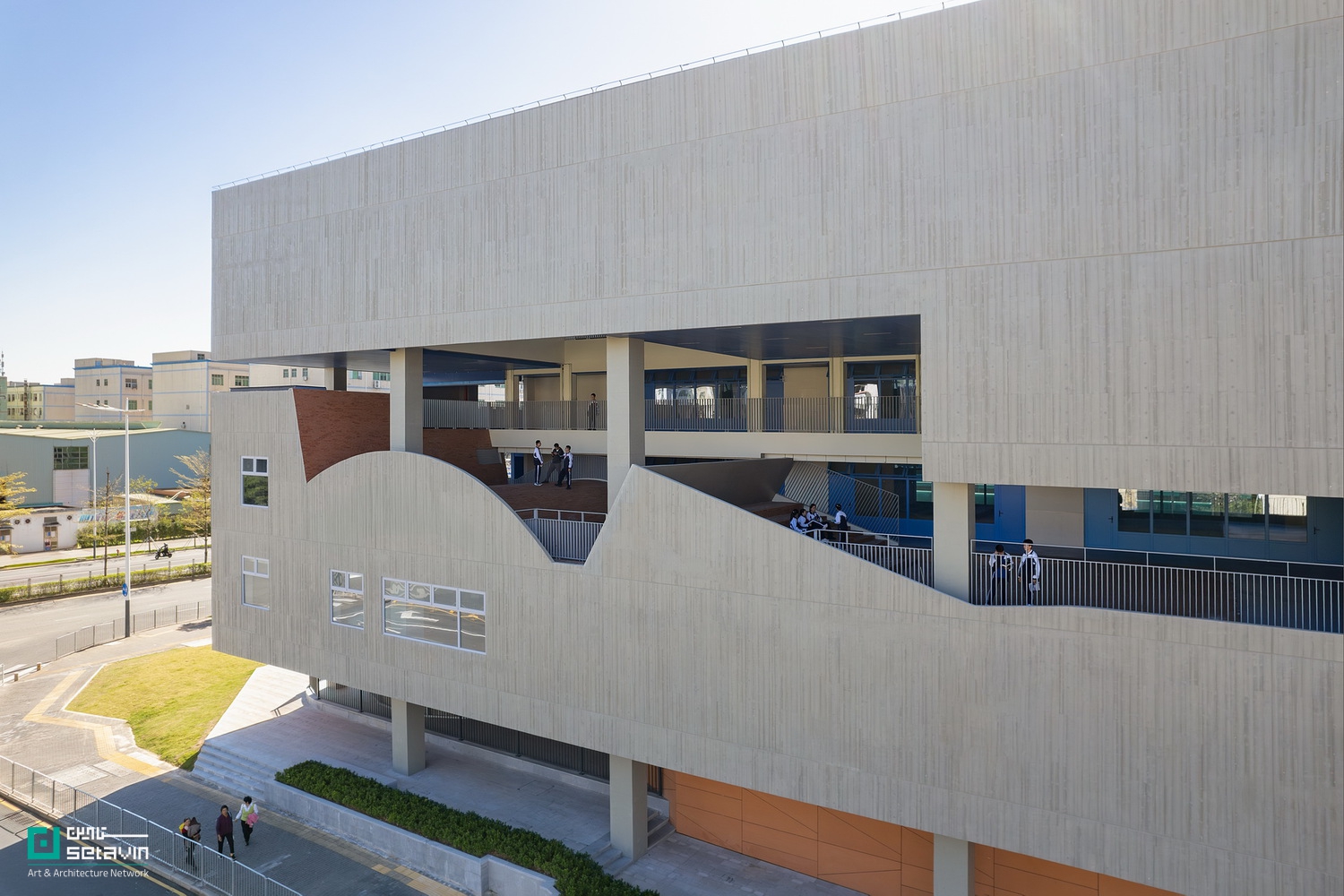 مدرسه ویلونگ, Weilong School, منگ یان, URBANUS, معماری آموزشی, طراحی مدرسه, معماری شنژن, Hakka walled houses, طراحی فرامحلی, فضای عمومی, school design, urban design, placemaking, Lingnan landscape