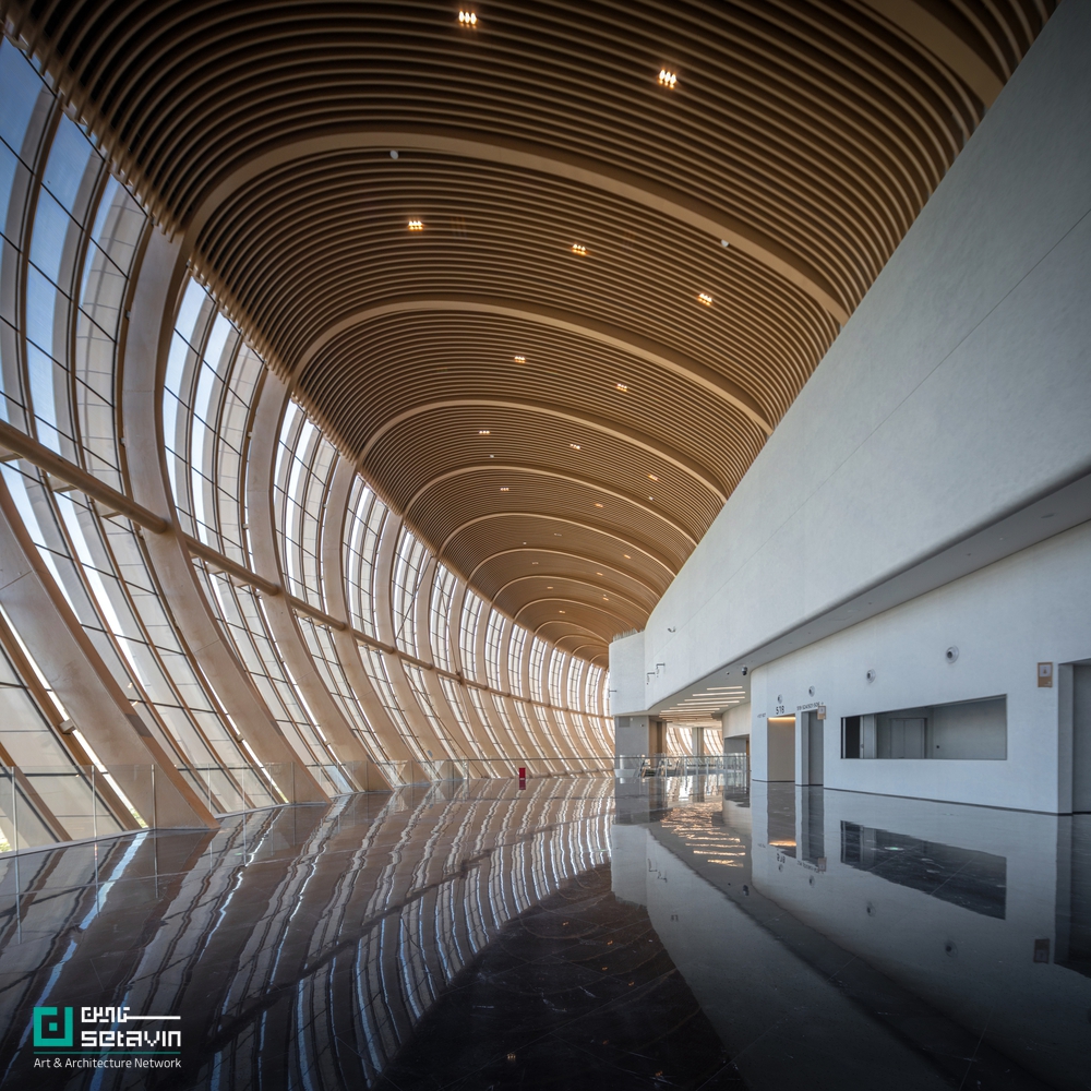 مرکز ورزشی منطقه خلیج بزرگ اثر Zaha Hadid Architects در چین؛ مجموعهای آیندهنگر با استادیوم ۶۰ هزار نفری، اقلیمپذیر و الهامگرفته از معماری بومی لینگنان.