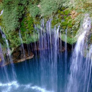 عکس - عجيب ترين و ترسناک ترين آبشار ايران