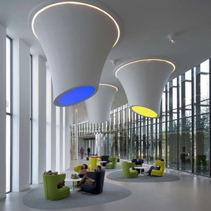 تصویر - طراحی نورپردازی خاص فضای لابی - معماری