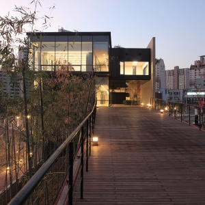 تصویر - مرکز دوسالانه بینال Gwangju ، اثر تیم طراحی IROJE  و همکاران ، کره جنوبی - معماری