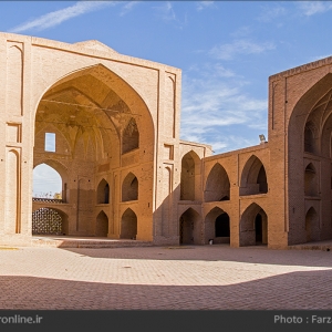 تصویر - تحول معماری اسلامی در مسجد جامع اردستان - معماری