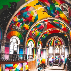 تصویر - تبدیل کلیسای 100 ساله به زمین اسکیت رنگارنگ - معماری