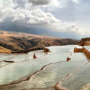 تصویر - تهدید یک جاذبه گردشگری،رالی روی چشمه‌های باداب سورت - معماری