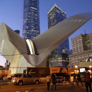 تصویر - مرکز حمل و نقل مرکز تجارت جهانی ، اثر معمار Santiago Calatrava ، نیویورک - معماری