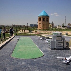 تصویر - بهره برداری از اولین بوستان مینیاتوری شرق کشور در مشهد - معماری