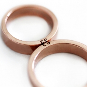 تصویر - حلقه های عروسی با طراحی خاص و مینیمال - معماری