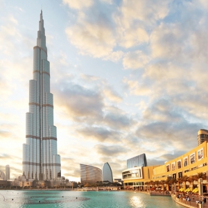 تصویر - برج خلیفه ( Burj Khalifa ) ، اثر تیم معماری SOM ، امارات متحده عربی - معماری