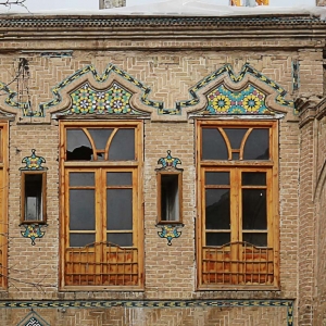 تصویر - بنای ضامن ، ضامن خانه امیری ، دفتر معماران بن ، مشهد - معماری