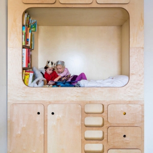 تصویر - ایده های طراحی اتاق خواب کودک ،مکانی دنج برای بازی و کتاب خواندن - معماری