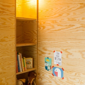 تصویر - طراحی اتاق خواب کودک با دو تخت و فضای بازی - معماری