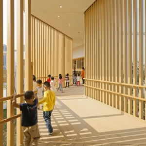 تصویر - مهد کودک دوزبانه وابسته به East China Normal University ، اثر تیم طراحی Scenic Architecture Office ، چین - معماری