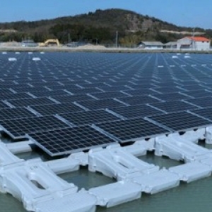 تصویر - آغاز به کار بزرگترین نیروگاه خورشیدی شناور جهان در هواینان چین  - معماری