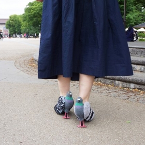 تصویر - کفش هایی به شکل کبوتر در هماهنگی با حیات وحش پارک ایونو توکیو  - معماری