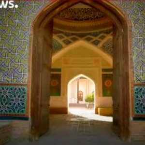 تصویر - تزئینات باشکوه در یکی از بزرگ‌ترین کاخ‌های آسیای مرکزی - معماری