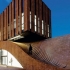 عکس - انتشار کتاب جدیدی از مورخ آمریکایی معماری درباره 100 اثر خشتی معاصر
