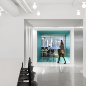 تصویر - طراحی داخلی دفتر مرکزی شرکت Playster , اثر تیم طراحی ACDF Architecture , کانادا - معماری