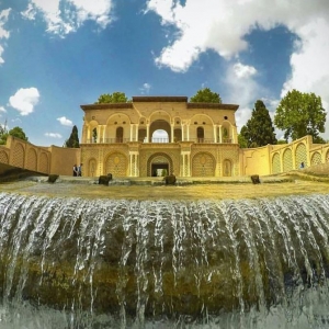 تصویر - معماری شگفت‌انگیز باغ شاهزاده , نگین سبزی بر انگشتر کویر - معماری