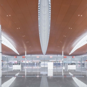 تصویر - بندرگاه پل Hong Kong-Zhuhai-Macao , اثر تیم طراجی معماری ECADI , هنگ کنگ - معماری