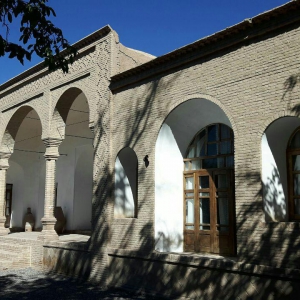 تصویر - نگاهی به اقامتگاهی زیبا در دل کویر ،خانه بومگردی قندچین - معماری