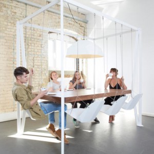 تصویر - میز با صندلی های تاب مانند (Swing Table) ، اثر تیم طراحی Duffy London - معماری