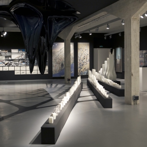 تصویر - Zaha Hadid , Beyond Boundaries , Art and Design - معماری